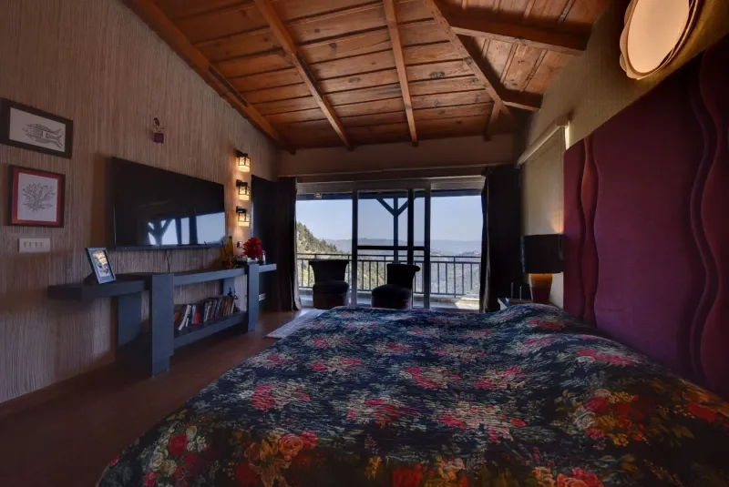 Luxe 4BHK Himalayan Range View - Madalsa Home